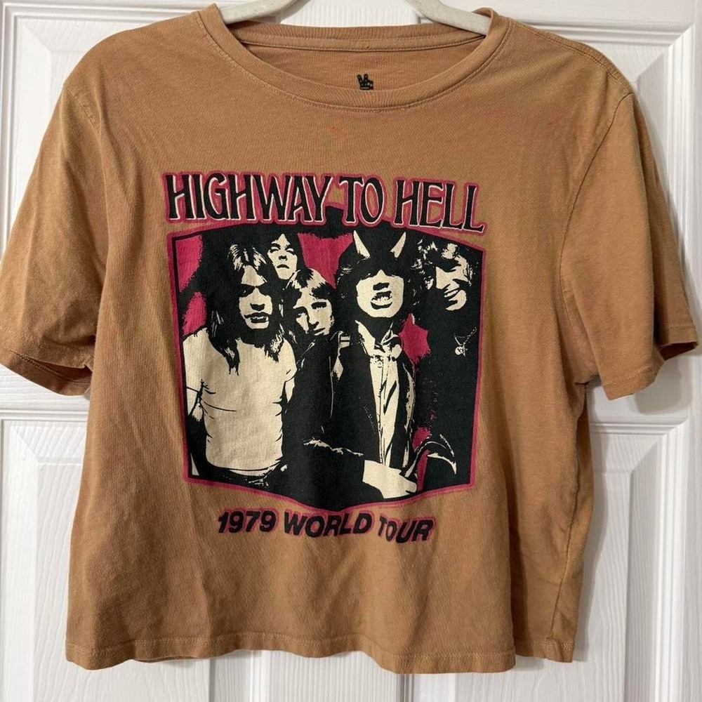 Junk Food AC/DC Graphic T-Shirt Size XS Tan Excellent Cropped Band Tee 1979 Tour